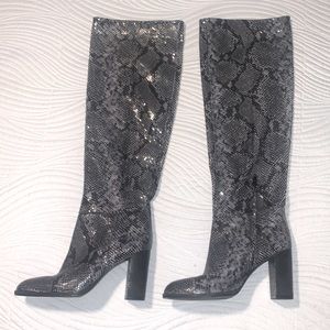 Free People, Dakota snake skin boots size 40